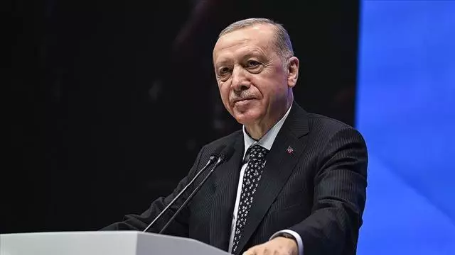 Ərdoğan Pakistan Prezidenti Zərdariyi təbrik edib