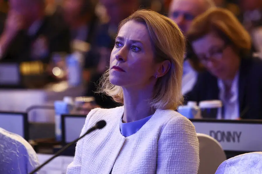 Kallas Trampı Ukraynaya deyil, Rusiyaya təzyiq göstərməyə çağırıb