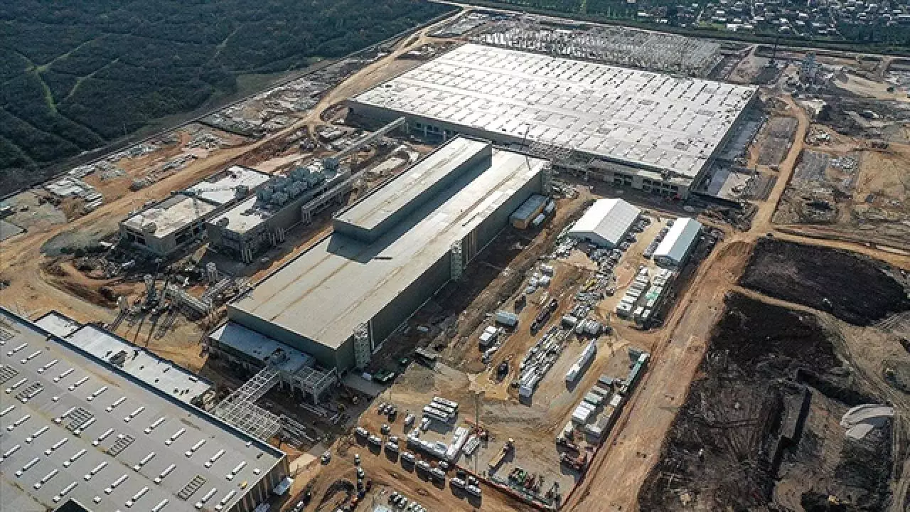 Türkiyə elektrikli avtomobil akkumulyatorları istehsal edəcək