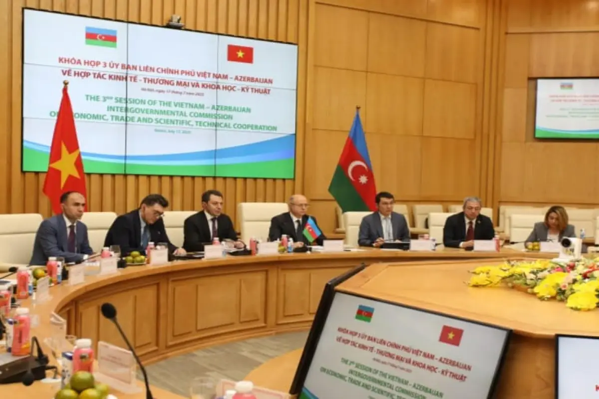 Azərbaycan-Vyetnam münasibətləri müzakirə olunub