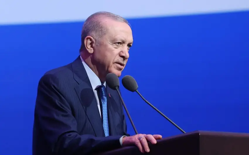 Ərdoğan PKK-nın silahları təhvil verməsi barədə paylaşım edib