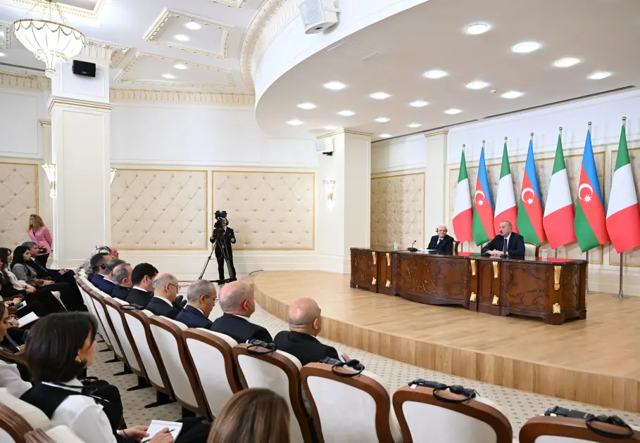 Prezidentlər mətbuata bəyanatlarla çıxış ediblər - YENİLƏNİB
