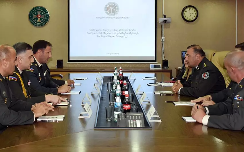 Müdafiə Nazirliyinin bir qrup nümayəndə heyəti Gürcüstanda səfərdə olub