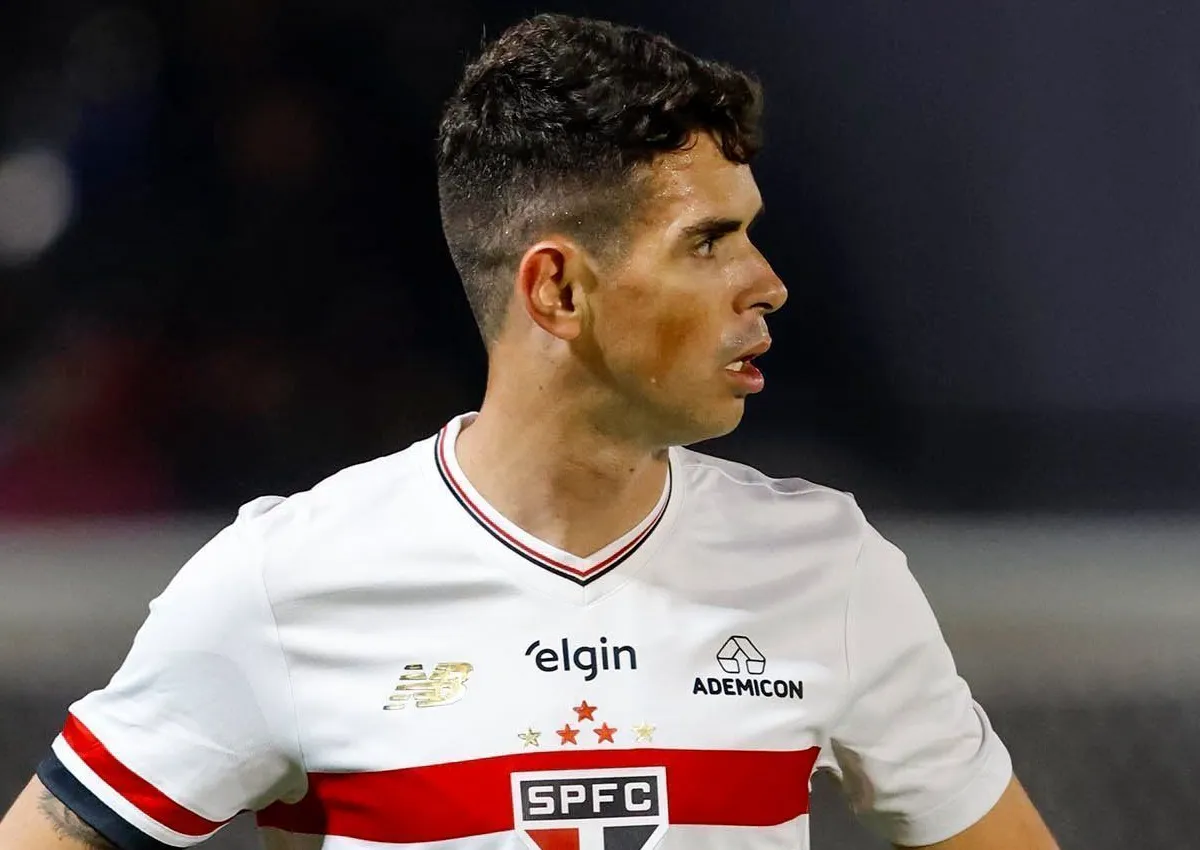 Braziliyalı futbolçu Oskar ürək problemi səbəbindən xəstəxanaya yerləşdirilib