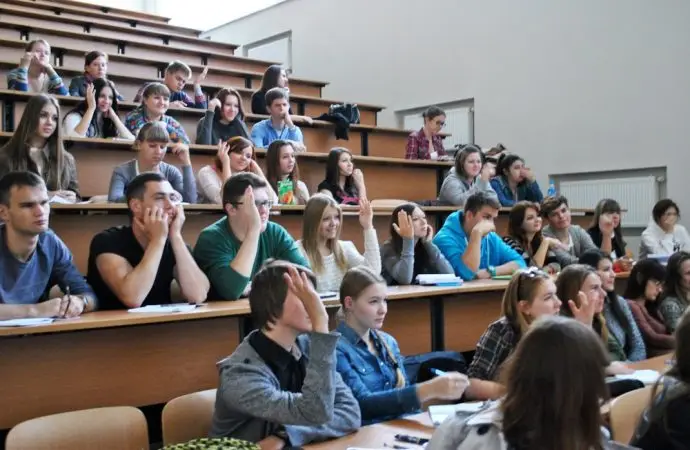 Təhsil haqqının artırılması gündəmdə deyil