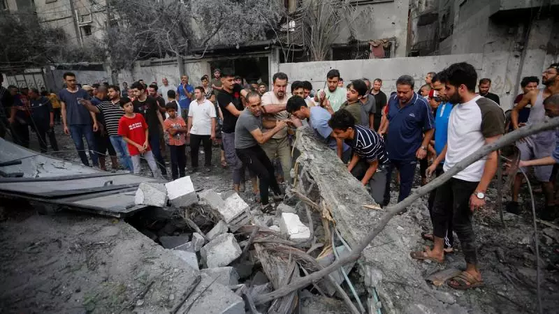 İordaniya baş naziri: "Fələstinlilərin deportasiyası cəhdini müharibə elanı kimi qiymətləndirəcəyik"