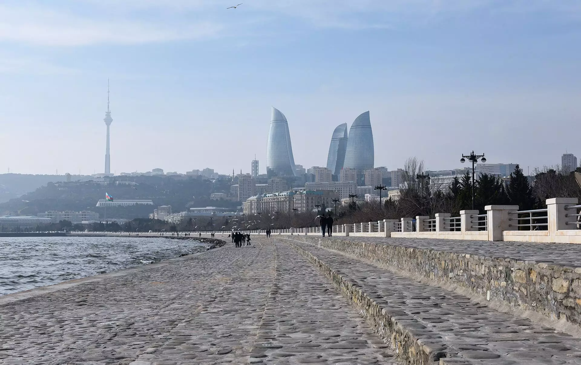 Bakıda havanın temperaturu normadan 5 dərəcə yuxarı olub