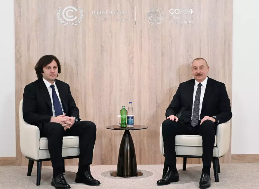 İlham Əliyev Gürcüstanın Baş naziri ilə görüşüb - YENİLƏNİB