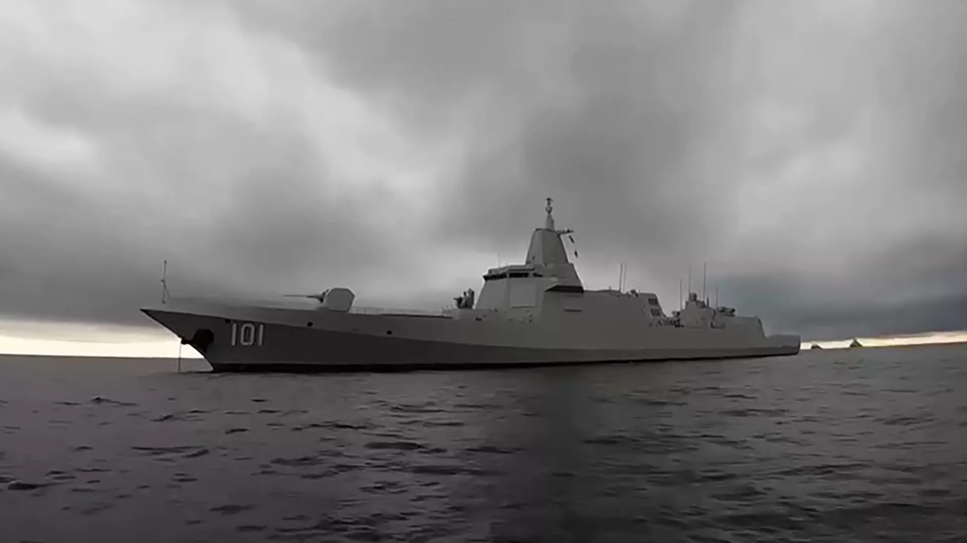 Çin Cənubi Çin dənizində döyüş atışları ilə hərbi təlimlər keçirir