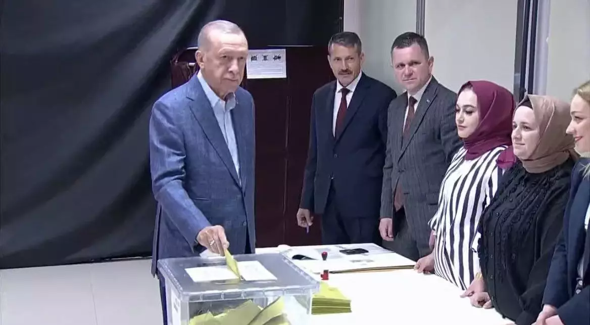 Ərdoğan səs verib