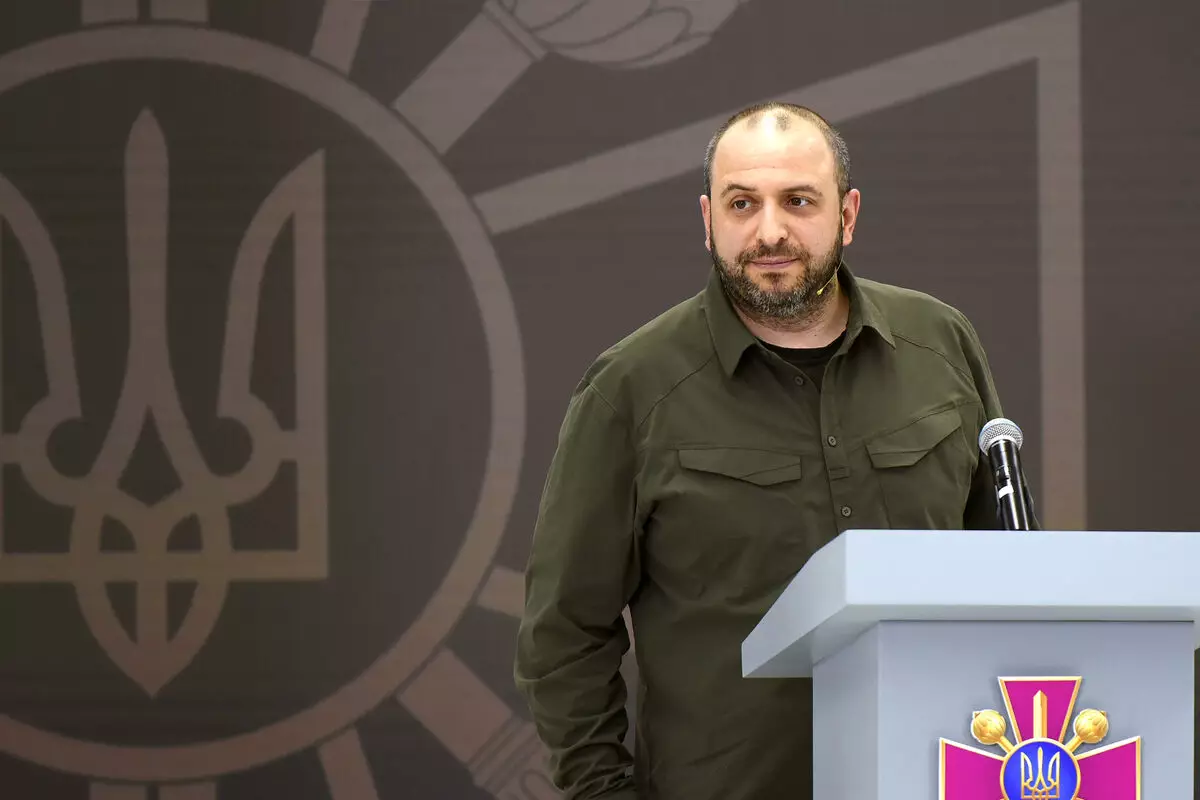 Ukrayna Müdafiə Nazirliyinin rəhbəri cəbhədəki vəziyyətlə bağlı ABŞ-a məlumat verib