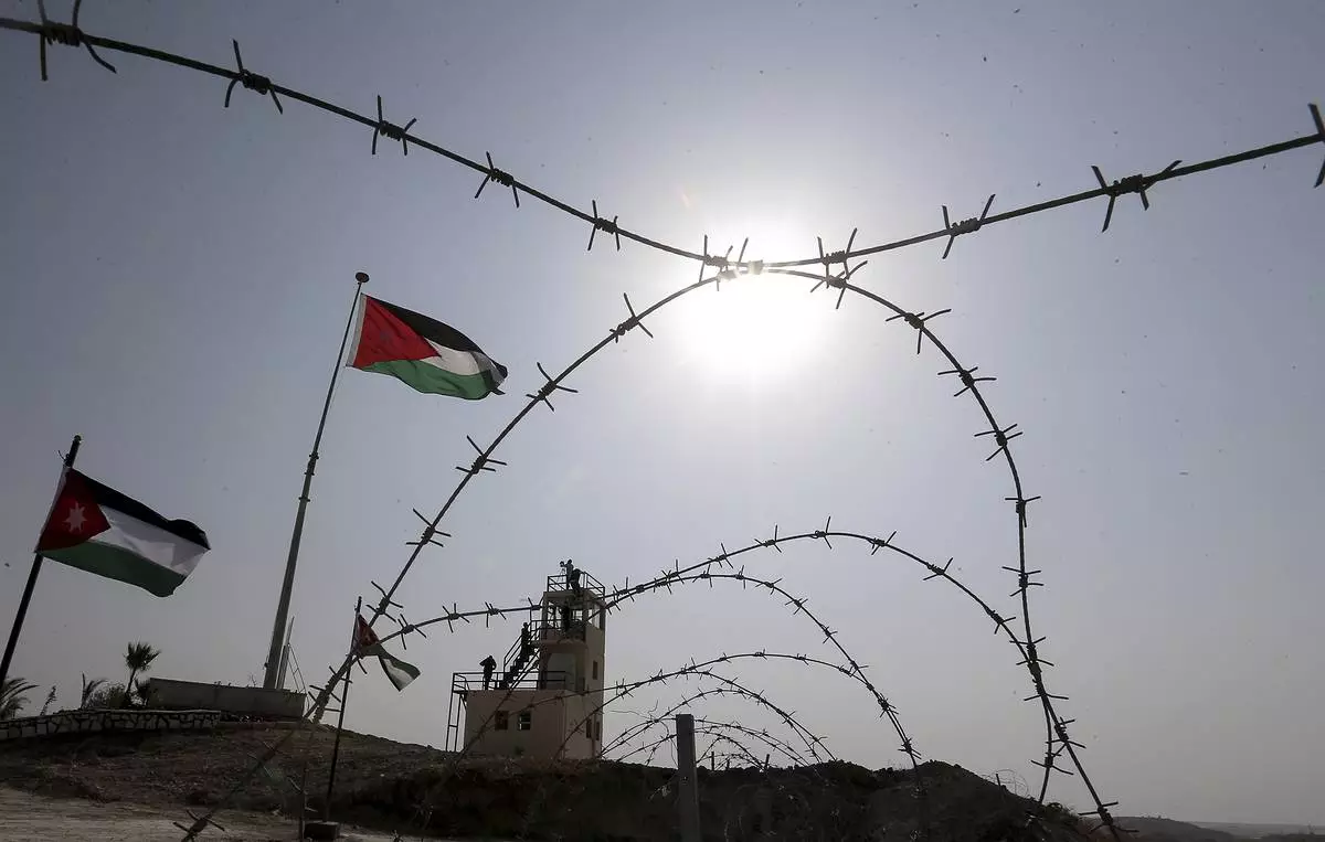 Bir qrup silahlı şəxs İordaniyadan İsrailə daxil olub