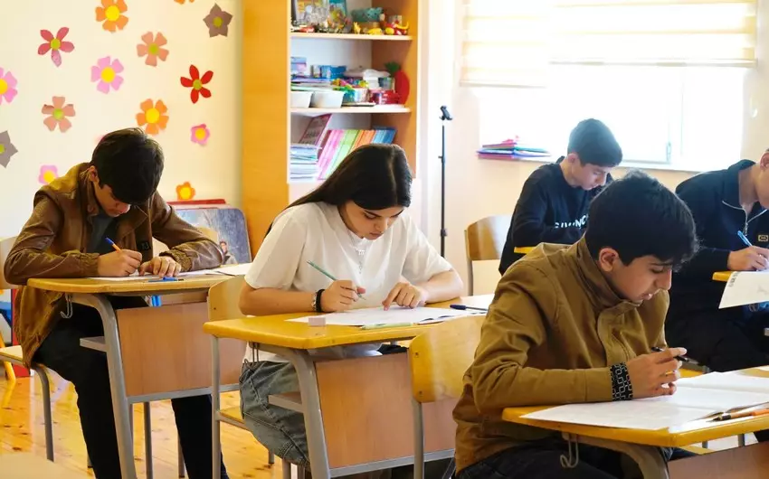 Buraxılış imtahanı keçirilib