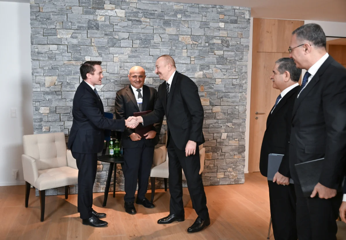 President Ilham Aliyev Meets Brookfield President in Davos