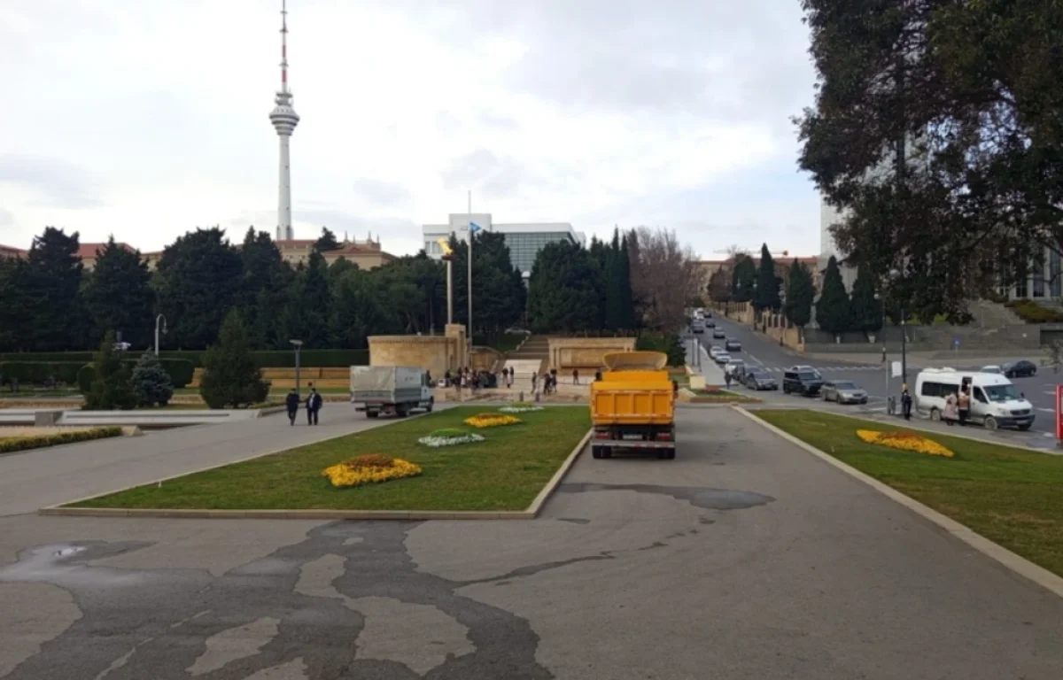 Şəhidlər xiyabanında 20 Yanvar faciəsinin 36-cı ildönümü ilə bağlı hazırlıq işlərinə başlanılır