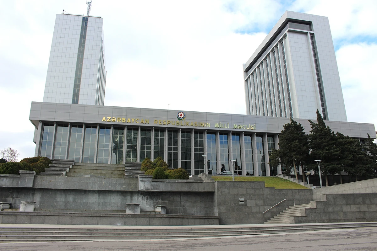 Azərbaycanda yeni qanun qəbul edildi