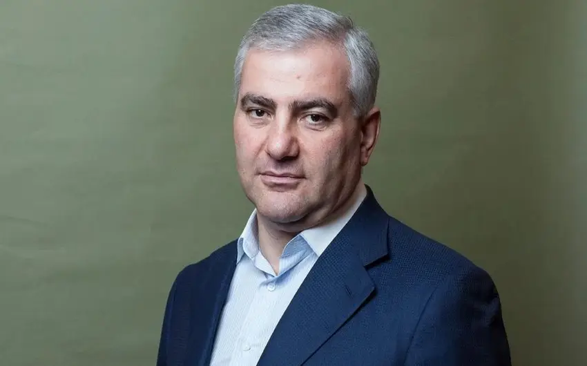 Həbs edilmiş iş adamı Paşinyanın mətbuat katibi və aparat müavinini məhkəməyə verib