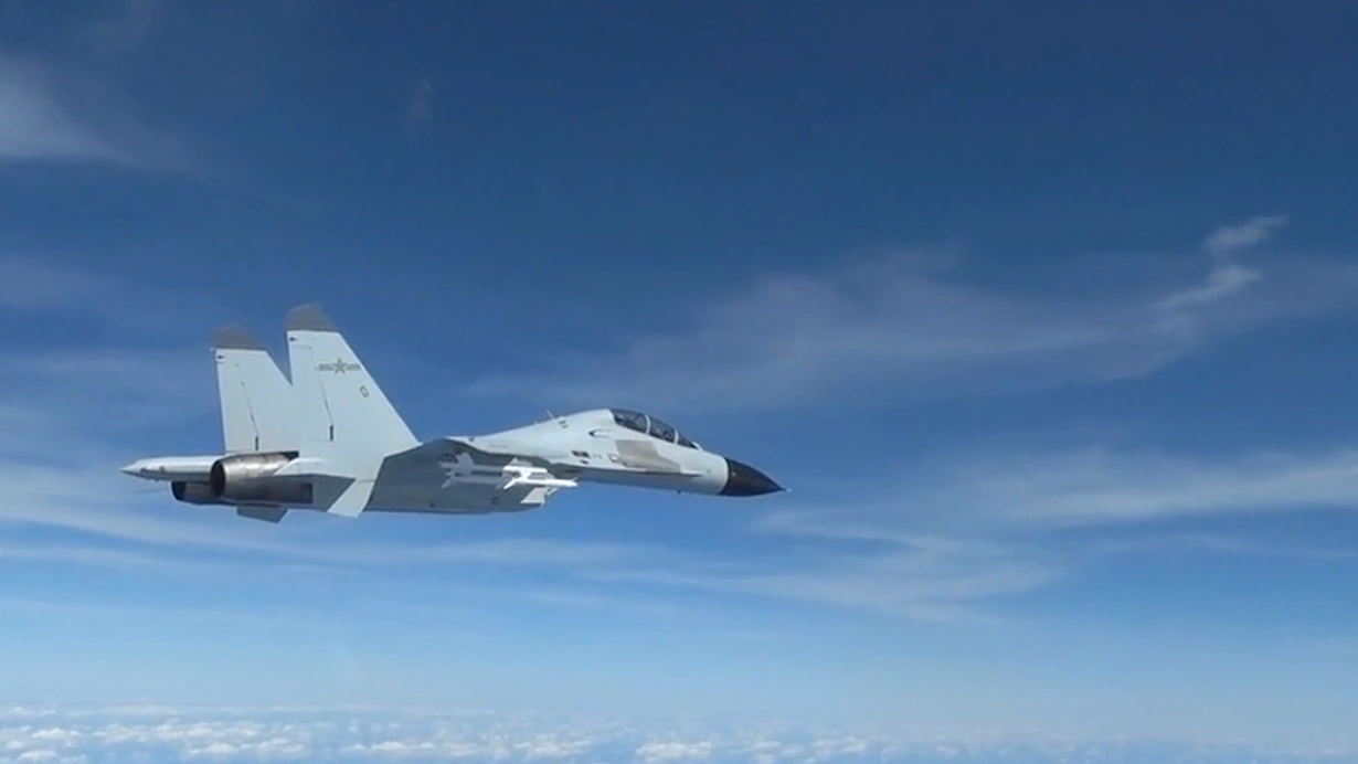 Çin təyyarələri Tayvanın hava məkanını pozub