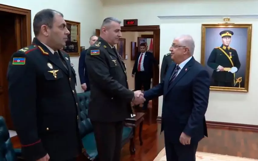 Yaşar Gülər Ankarada Azərbaycan generallarını qəbul edib