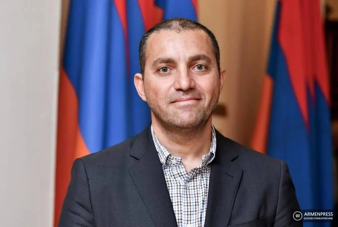 Ermənistanın iqtisadiyyat naziri istefa verib