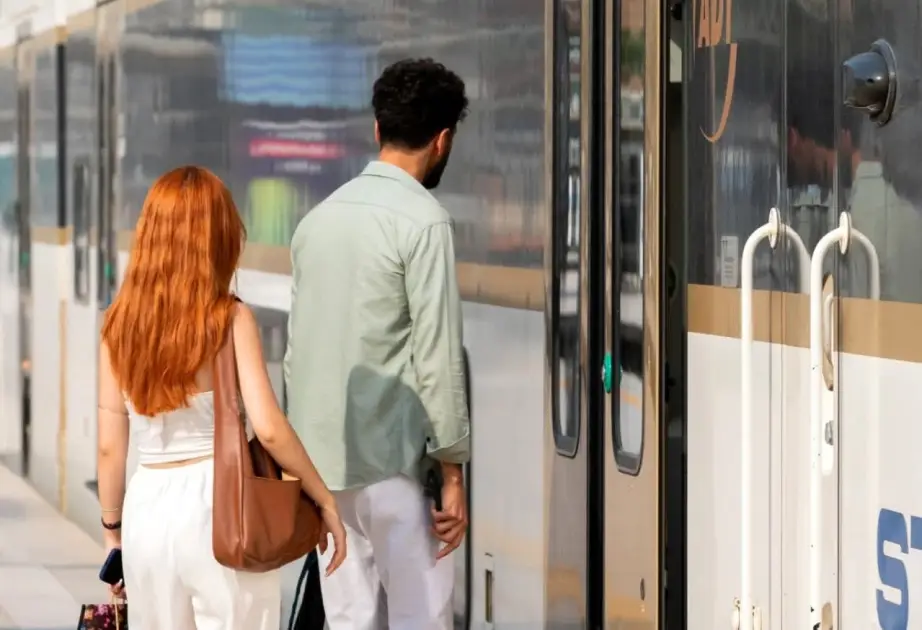 Bu yolda qatarlardakı sıxlıq 18 faiz azalıb