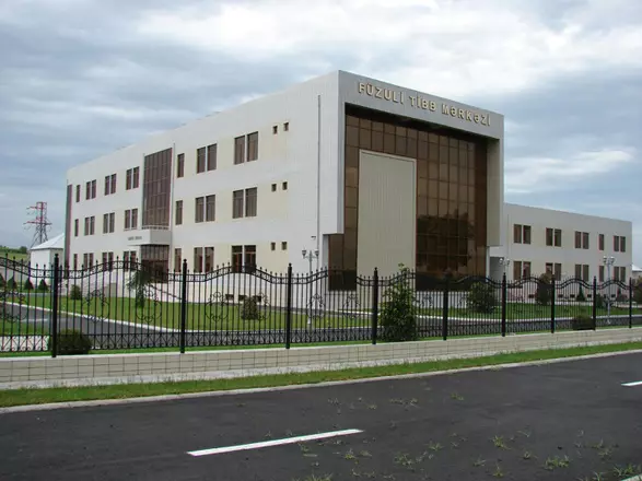 Prokurorluq Füzuli Xəstəxanasında araşdırma aparır