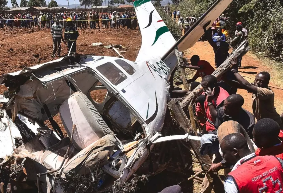 Keniyada iki təyyarə toqquşub, ölənlər var
