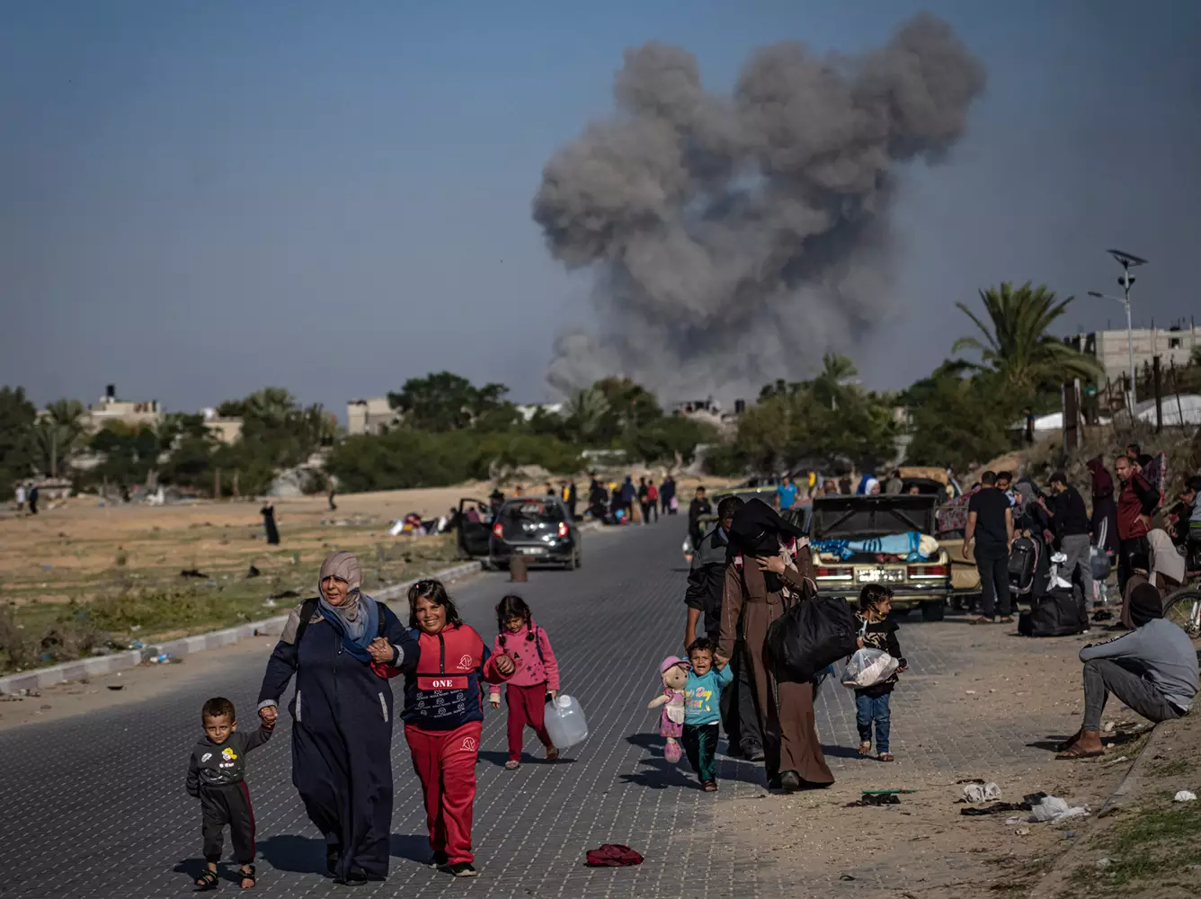 İsrail ordusu HƏMAS-ın hərbi obyektlərinə hücum edib