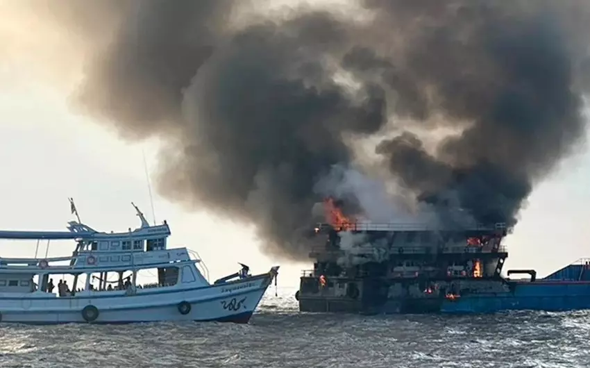 Tailandda yanan turist gəmisindən 26 nəfər xilas edilib