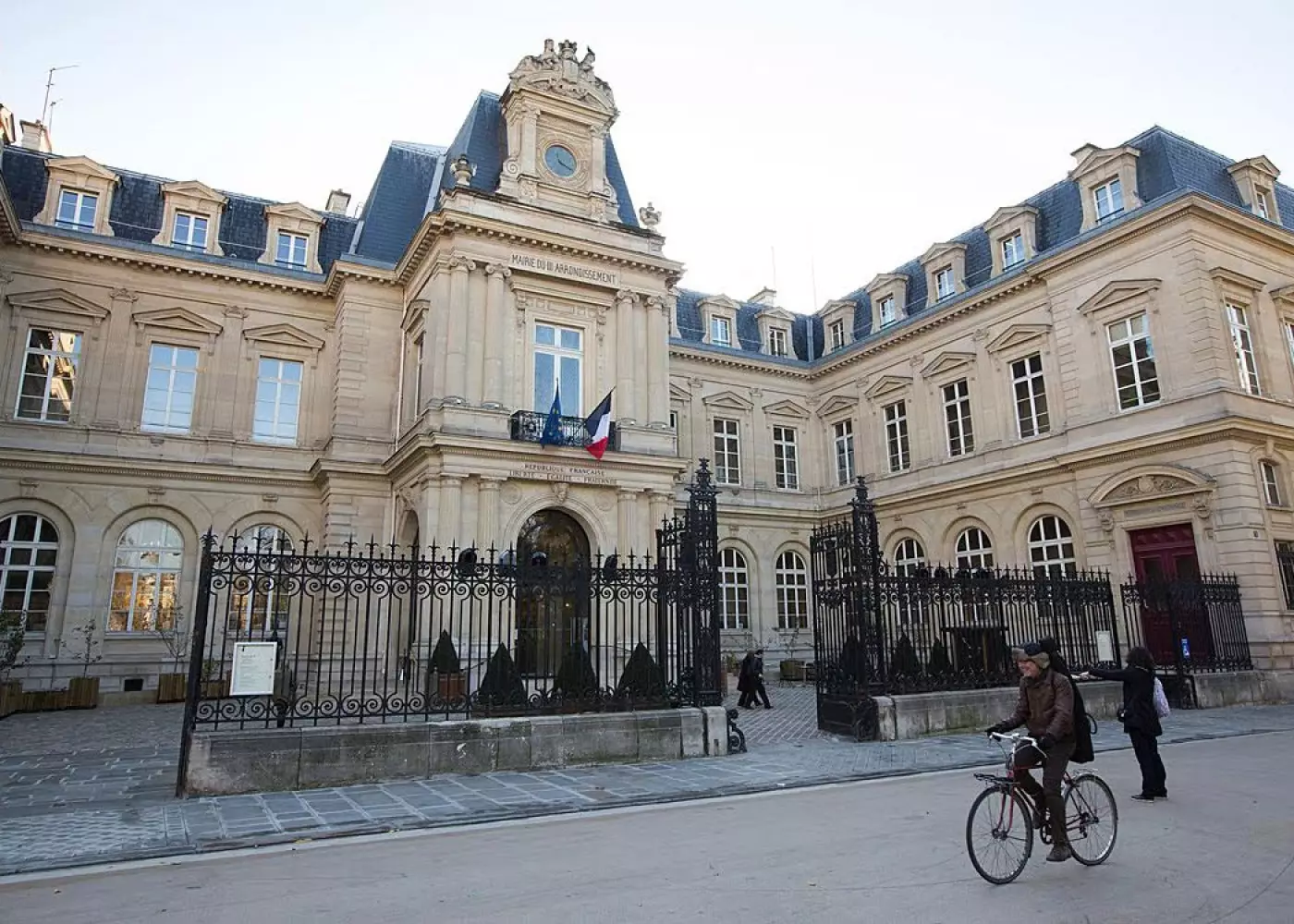 Fransadan Qarabağ ermənilərinə 20 min avroluq humanitar yardım