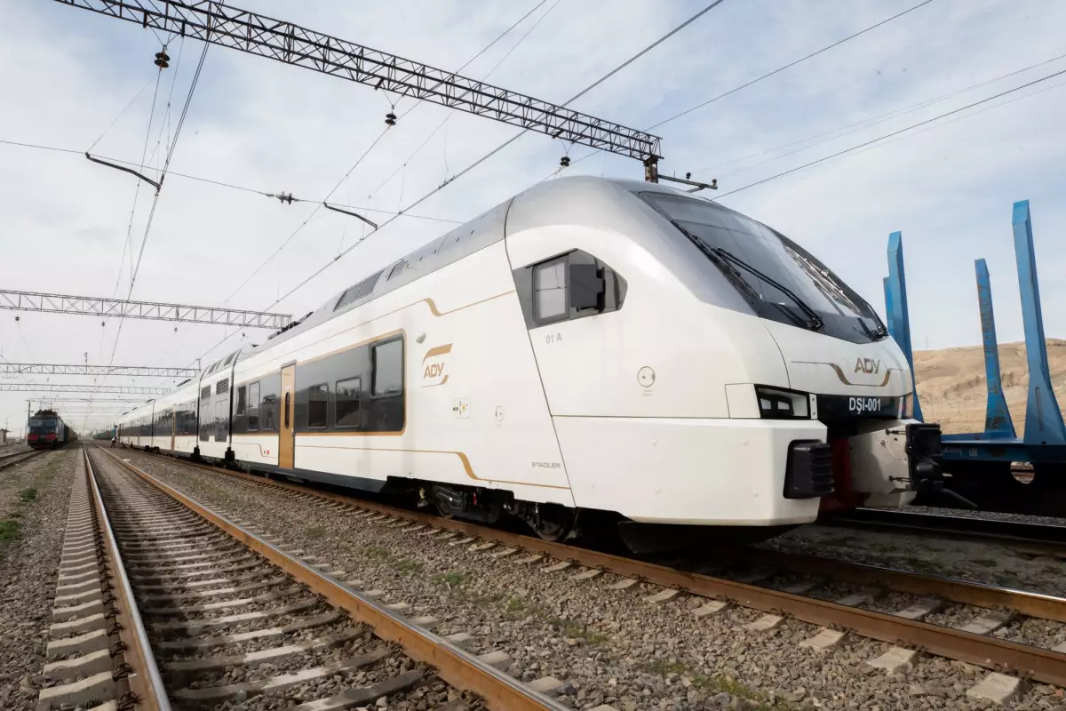 ADY Qarabağa sərnişin qatarlarının buraxılması məsələsinə aydınlıq gətirib