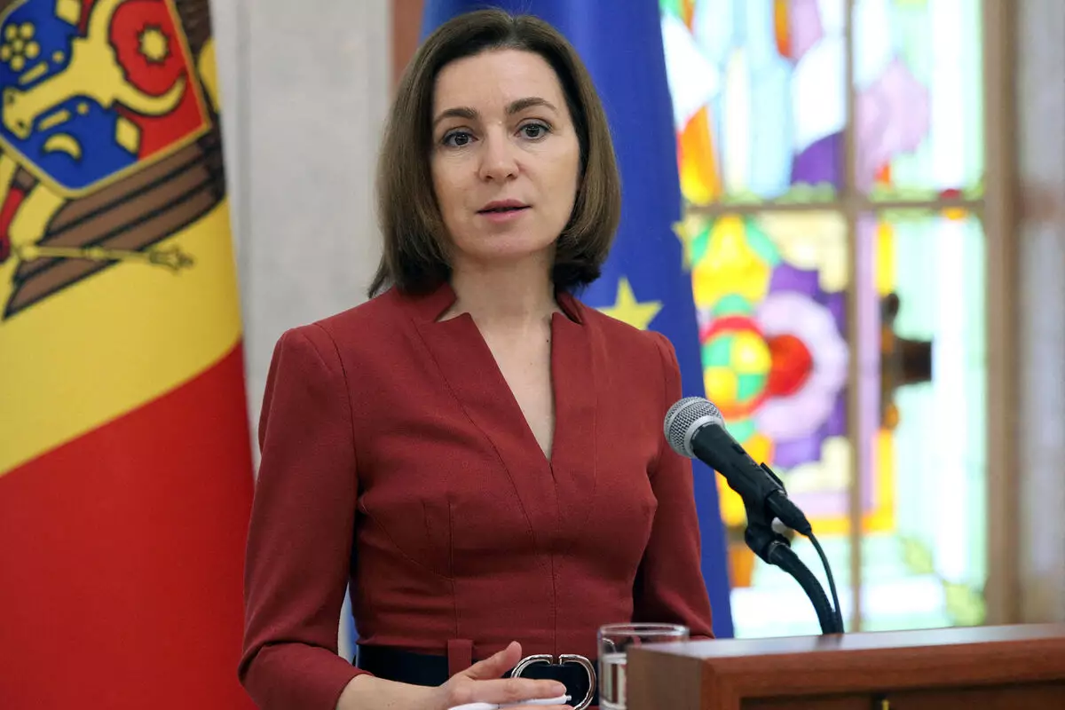 Moldova prezidenti Aİ-nin “Marşal planı”na ehtiyacdan danışıb