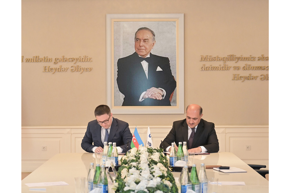 Azərbaycanın müdafiə sənayesi üçün kadr hazırlığı sahəsində sənəd imzalanıb - FOTO