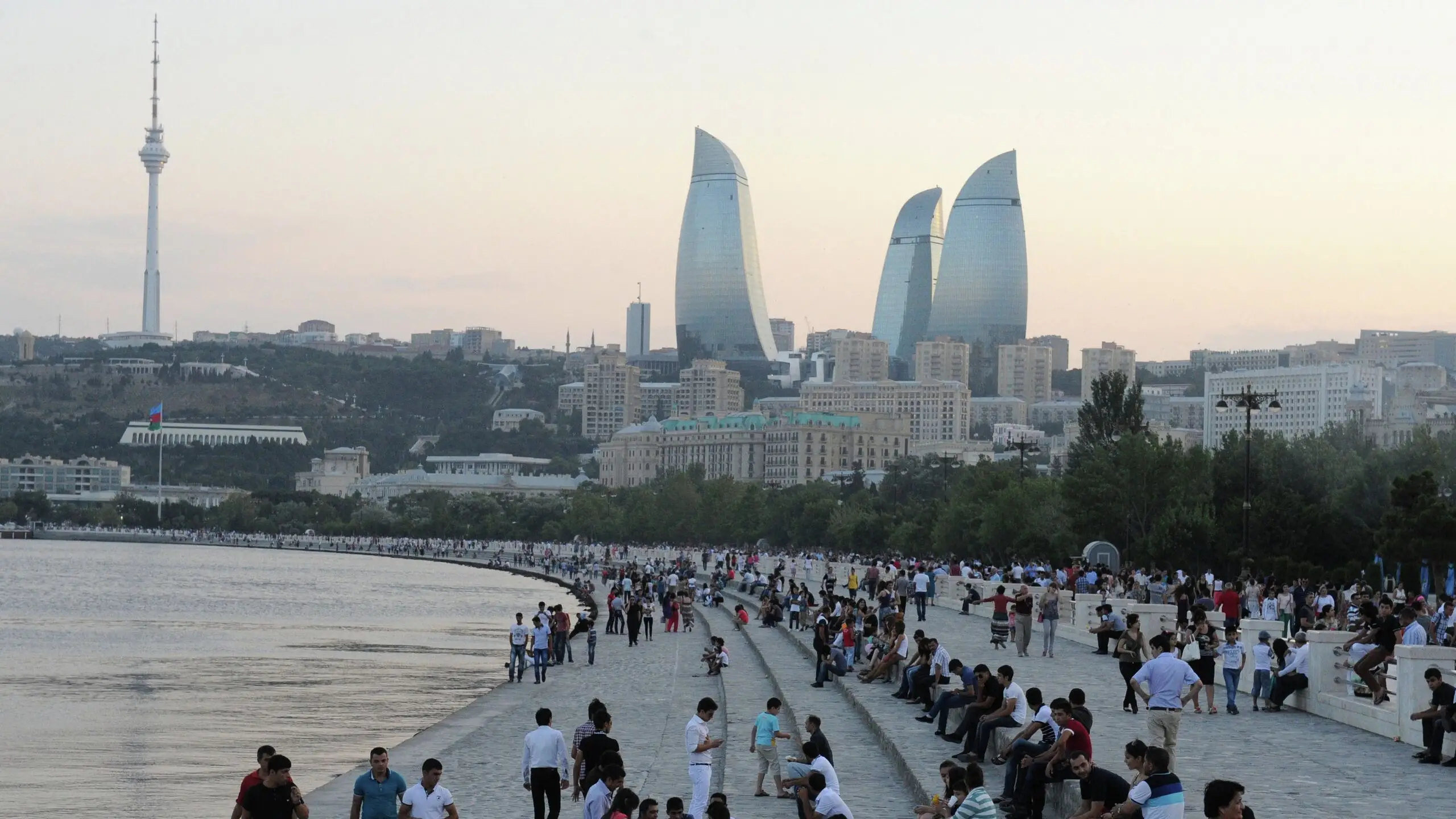 Какой водой в баку