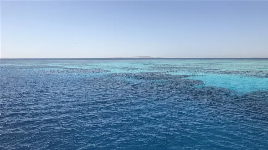 BMT: Qırmızı dənizdə neft tankerini xilas etmək üçün daha 32 milyon dollar lazımdır