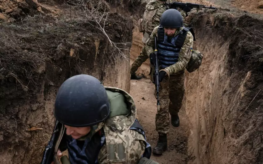 Ukrayna ordusu yeni istiqamətlərdə hücuma keçməyə çalışır