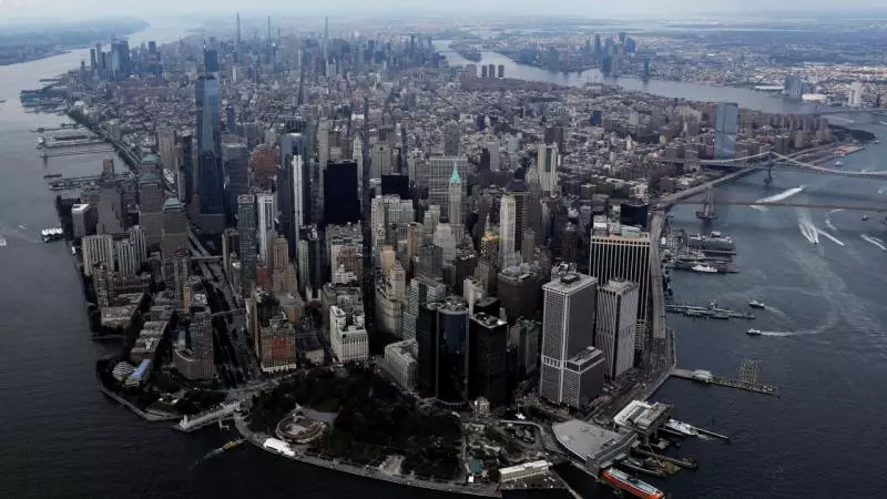 Amerikalıların sərvəti ötən ilin son rübündə 156,2 trilyon dollara yüksəlib