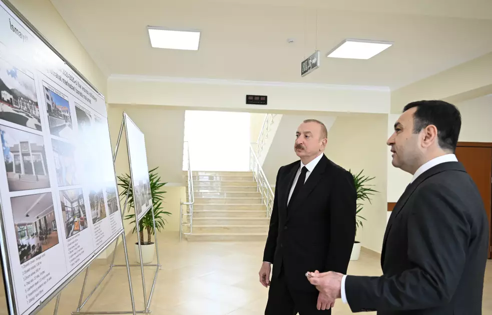 İlham Əliyev lisey açılışında - FOTOLAR - YENİLƏNİB