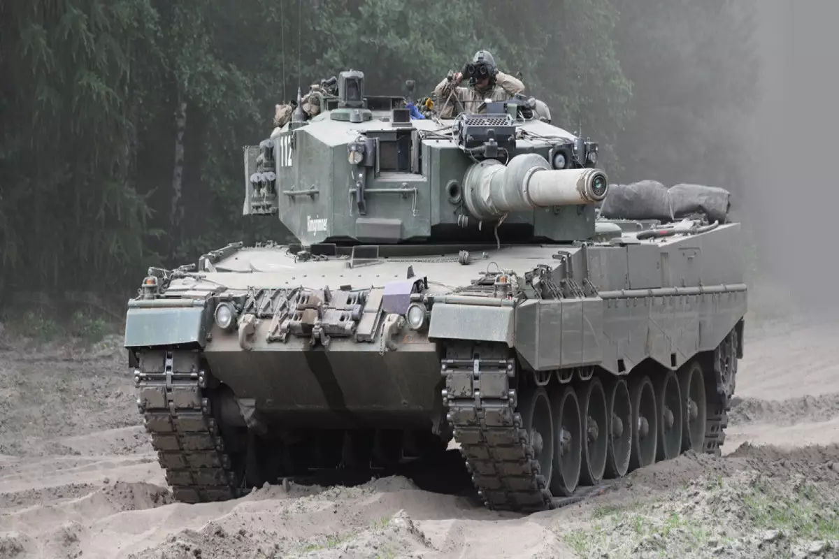 Niderland və Danimarka Ukraynanı tanklarla təchiz edəcək