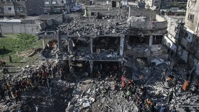 Bu dəfə yardım anbarını bombaladılar