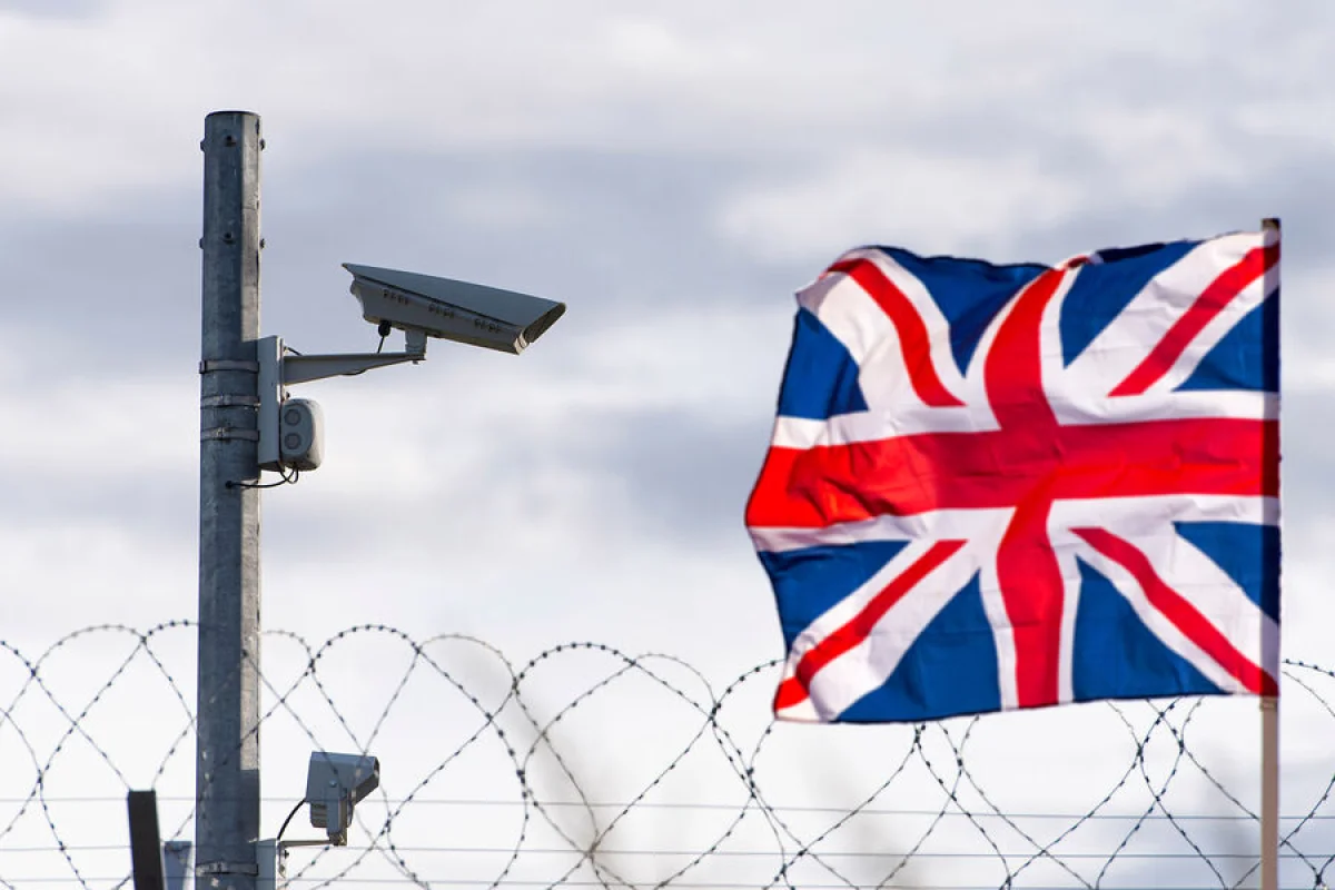 Davos forumunda müxtəlif ölçülü bayraqlar nümayiş etdirilib