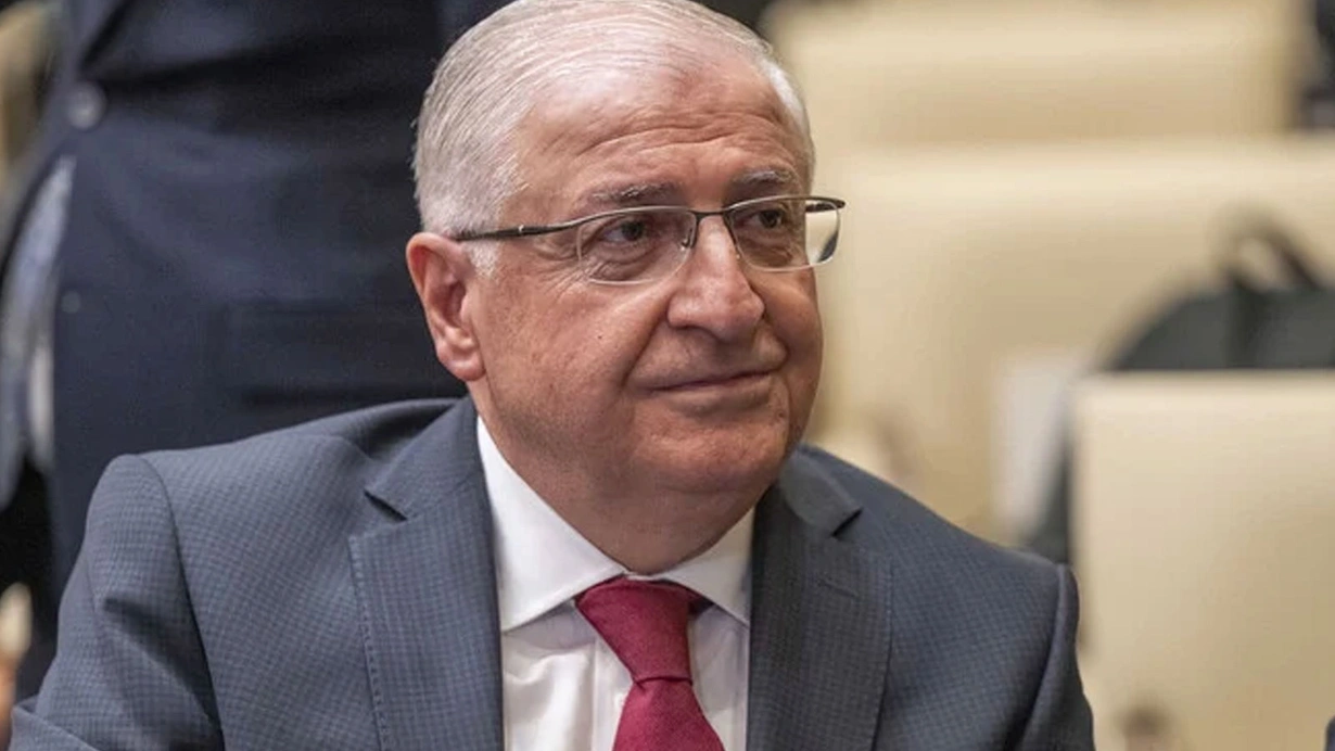 Yaşar Gülər və Yunanıstan müdafiə naziri arasında telefon danışığı olub