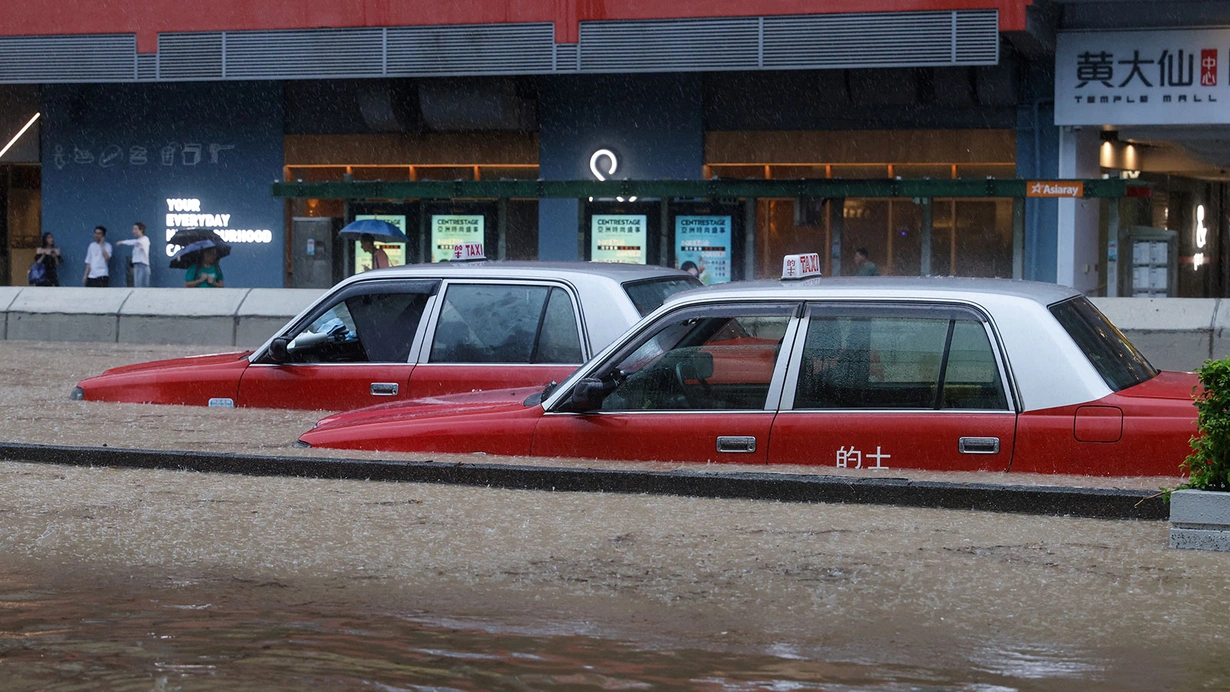 Honq Konqda son 140 ilin ən güclü yağışı qeydə alınıb