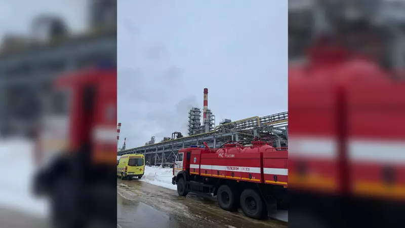 Kstovoda neft emalı zavodu vurulub