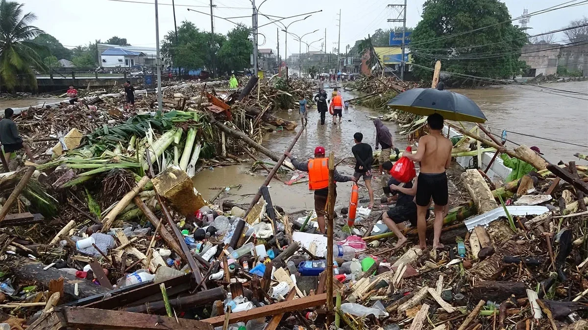 Tropical storm Penha kills 12 in Philippines | Operative Information Center