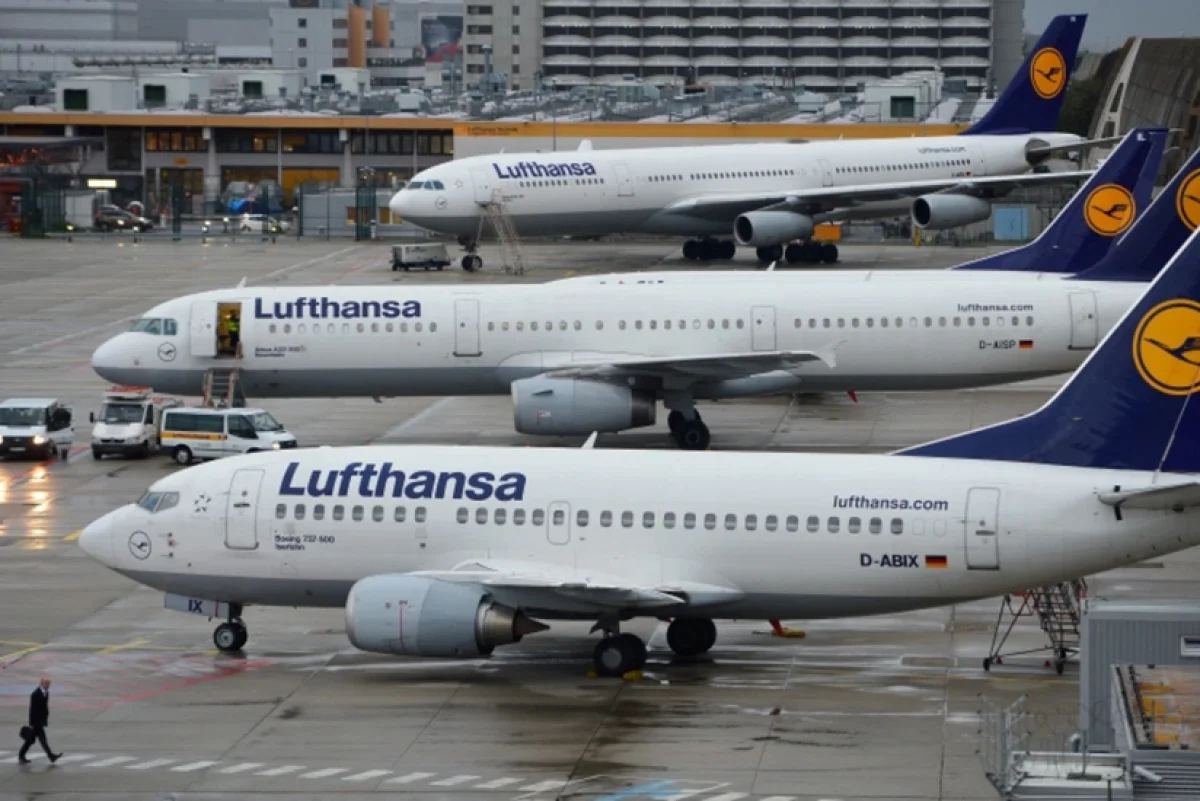 Lufthansa 460-dan çox reysi ləğv etdi