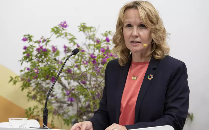 Almaniyalı nazir: "Plastik istehsalı tez və əhəmiyyətli dərəcədə azaldılmalıdır"