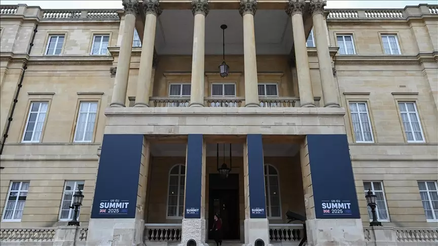 Britaniya-Aİ sammitindən sonra birgə bəyanat yayılıb