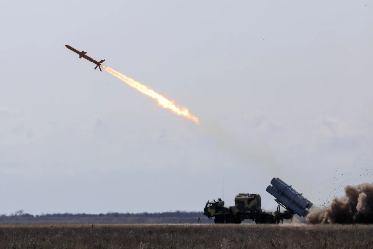 Lavrov: Ukraine plans to deploy NATO missiles and troops