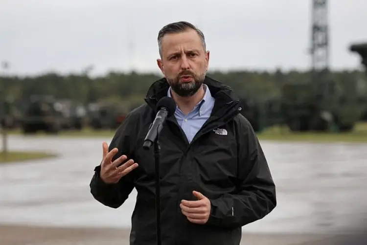 Polşanın müdafiə naziri Kiyevə gedəcək